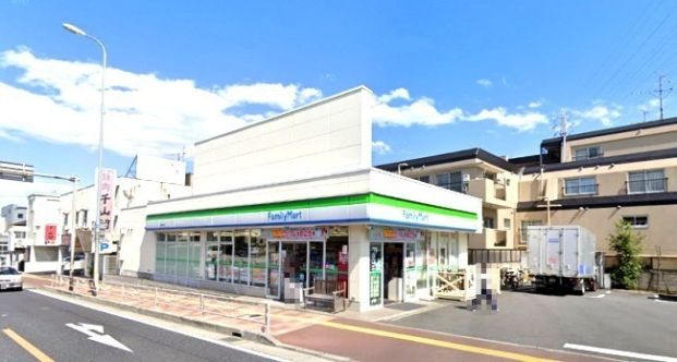 ファミリーマート 鶴見旭台店の画像