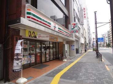 セブンイレブン 新御徒町駅前店の画像