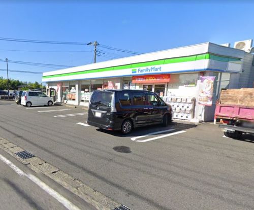 ファミリーマート 横浜上飯田店の画像