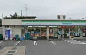 ファミリーマート 城西大学前店の画像