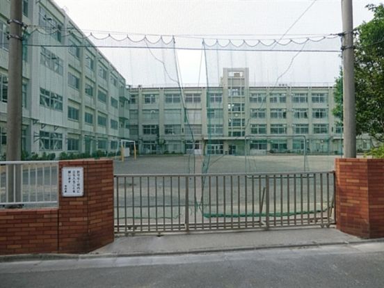 江戸川区立小岩第一中学校の画像
