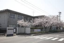 各務原市立中央小学校の画像