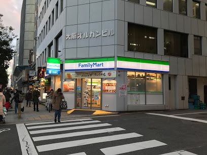 ファミリーマート 地下鉄天満橋駅前店の画像