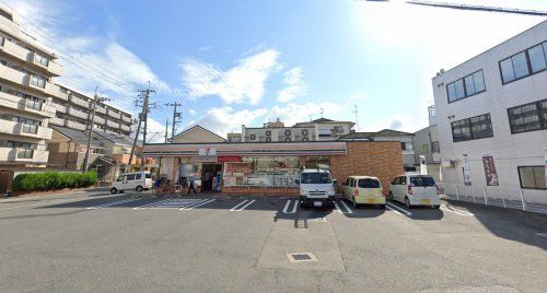 セブンイレブン 柏原国分本町店の画像