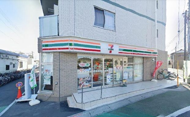 セブンイレブン 鬼越駅前店の画像