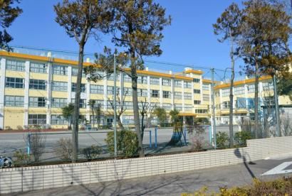 江戸川区立篠崎第三小学校の画像