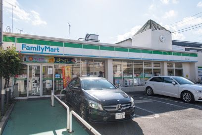 ファミリーマート 原町二丁目店の画像