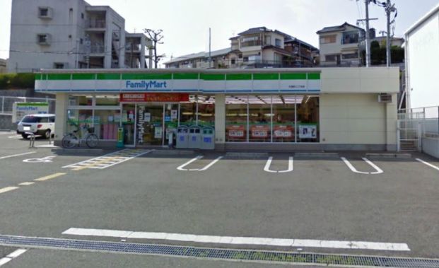 ファミリーマート 伏屋町三丁目店の画像