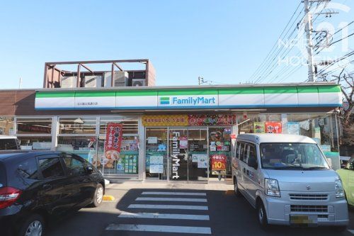 ファミリーマート　立川富士見通り店の画像