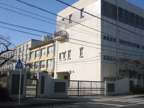 長岡中学校の画像