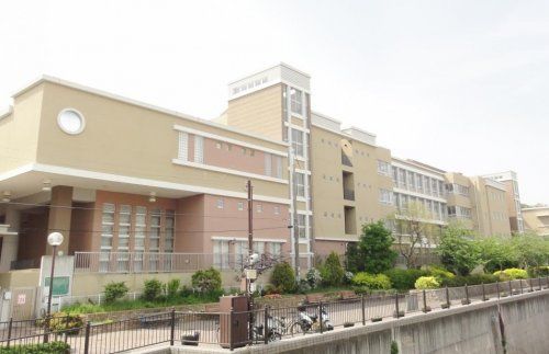 神戸市立夢野の丘小学校の画像