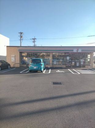 セブンイレブン 藤枝小石川町4丁目店の画像