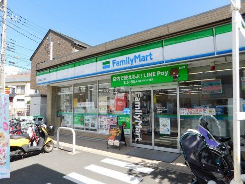 ファミリーマート 江東塩浜二丁目店の画像