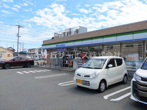 ファミリーマート 浜松東本郷店の画像