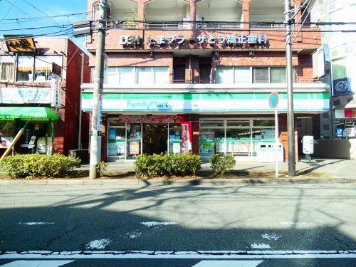 ファミリーマート たまプラーザ店の画像