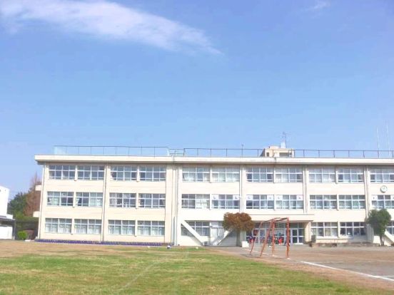 昭島市立多摩辺中学校の画像