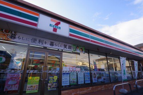 セブンイレブン 名古屋龍ノ口町1丁目店の画像