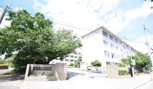 福岡市立筑紫丘中学校の画像
