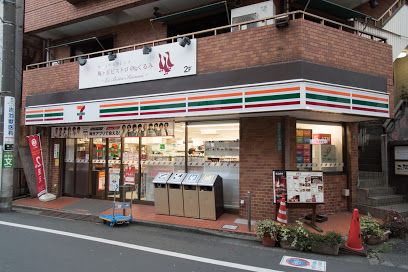 セブン-イレブン 世田谷梅ヶ丘駅前店の画像