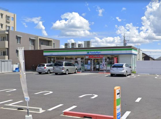 ファミリーマート 天白植田東店の画像