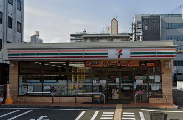 セブンイレブン JR茨木駅西店の画像