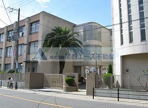 大阪市立東生野中学校の画像