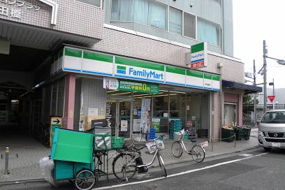 ファミリーマート 代田橋店の画像