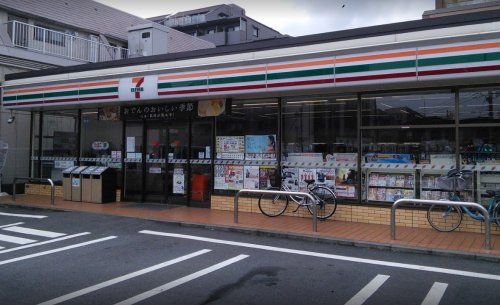 セブンイレブン 下丸子多摩堤通り店の画像