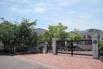 神戸市立有野中学校の画像
