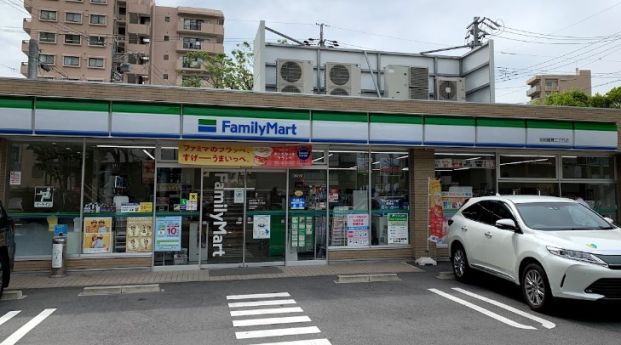 ファミリーマート 昭和鶴舞二丁目店の画像