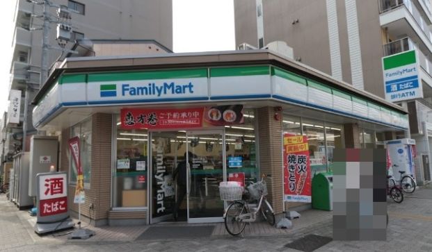 ファミリーマート 新栄二丁目店の画像