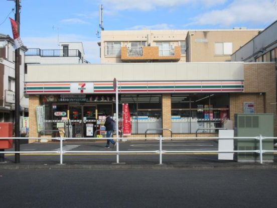 セブンイレブン 小平小川駅東口店の画像