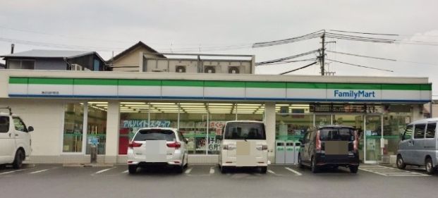 ファミリーマート 熱田切戸町店の画像
