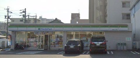 ファミリーマート 鳥見町二丁目店の画像