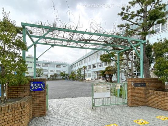 江戸川区立鹿本小学校の画像