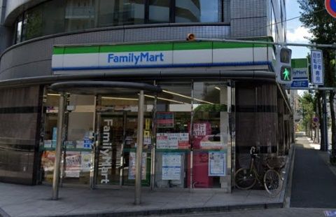 ファミリーマート 牛島町店の画像