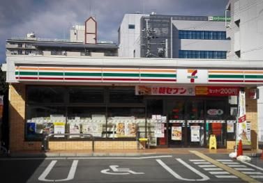 セブンイレブン 茨木西駅前町店の画像