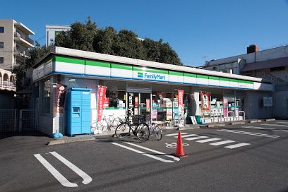 ファミリーマート 世田谷粕谷一丁目店の画像