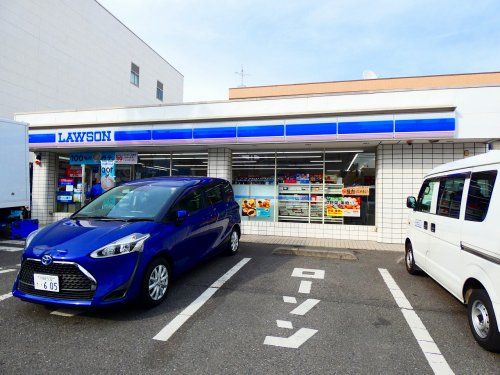 ローソン 高津末長店の画像