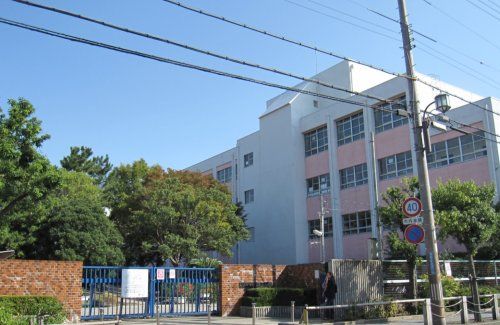 尼崎市立立花北小学校の画像