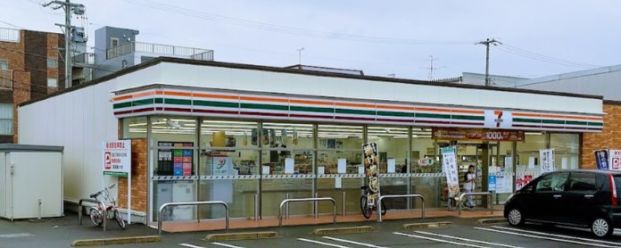 セブンイレブン 名古屋広川町2丁目店の画像