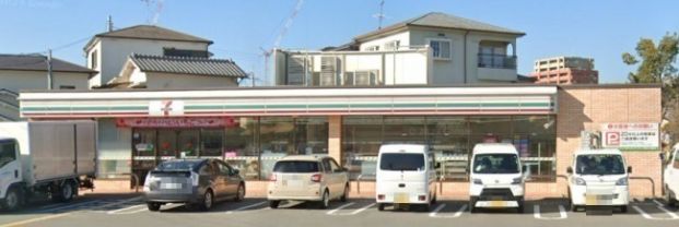 セブンイレブン 茨木奈良町店の画像