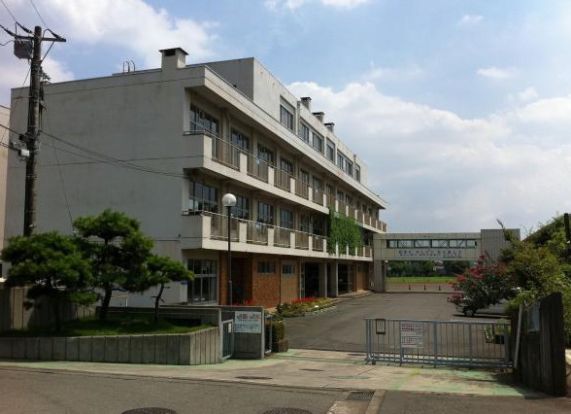 相模原市立田名小学校の画像