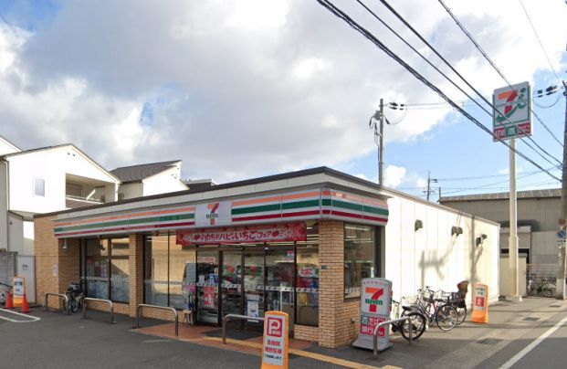 セブンイレブン 茨木中村町店の画像