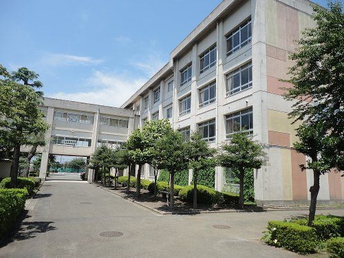 藤沢市立滝の沢中学校の画像