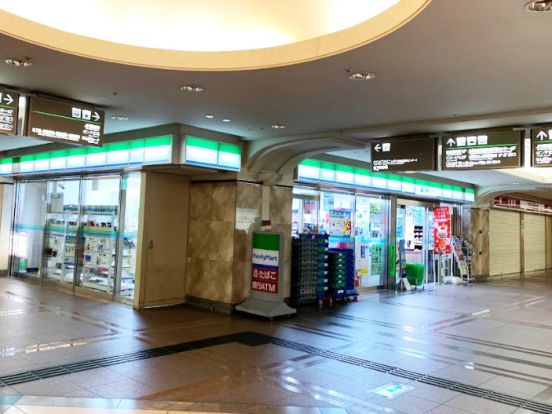 ファミリーマート OCATモール店の画像