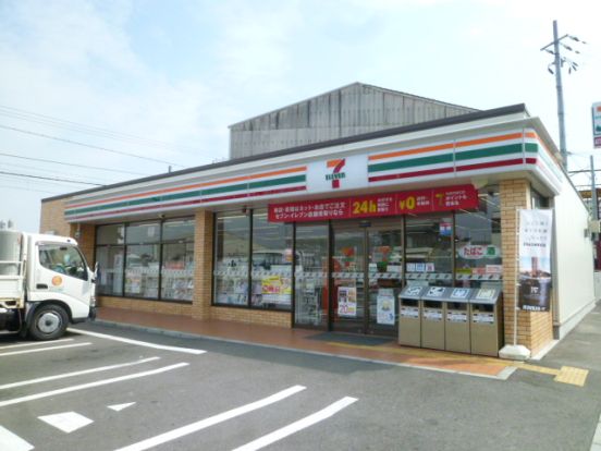 セブンイレブン西江井島店の画像