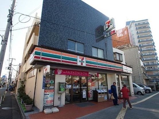 セブンイレブン大田区東六郷3丁目店の画像