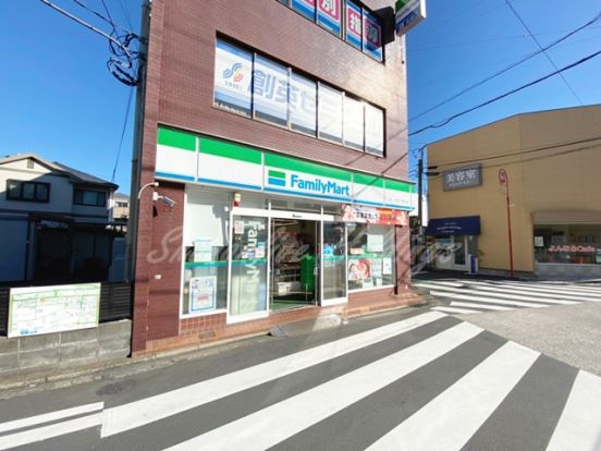 ファミリーマート 京浜堀之内店の画像