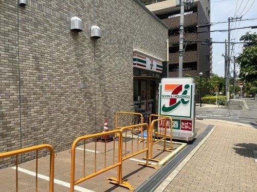 セブンイレブン 桜ノ宮駅前店の画像